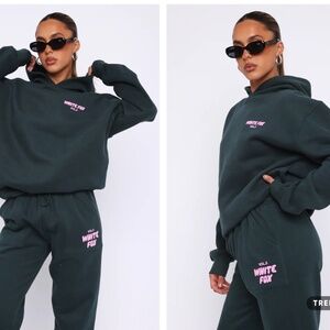 BNWT!!! White fox hoodie